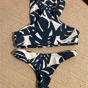 MIKOH bikini set